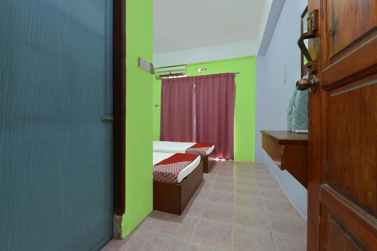Oyo 90565 Teresek View Motel Kuala Tahan Exterior photo